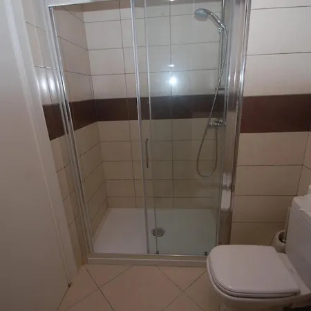 Appartement 31wb - Beau 2p 4e Etage Avec Parking En Sous-sol *