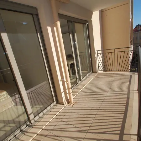 Appartement 31wb - Beau 2p 4e Etage Avec Parking En Sous-sol Menton